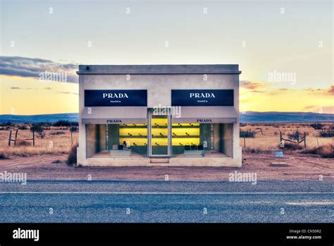 prada valentine route 66|Prada Marfa .